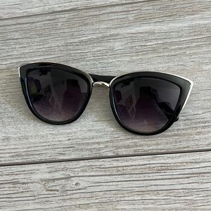 Cute Black Cat Eye Sunglasses